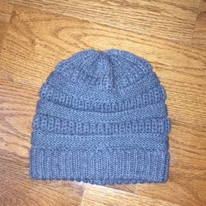 dark grey knit beanie